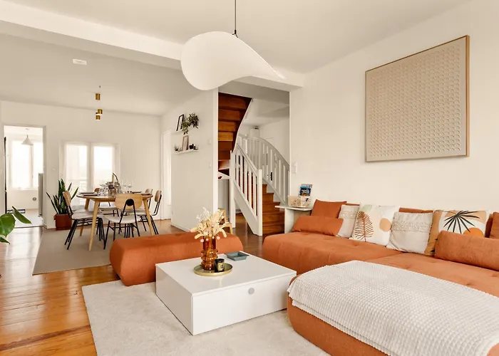 Champagne Escapade - Grand Duplex Hyper Centre Apartment