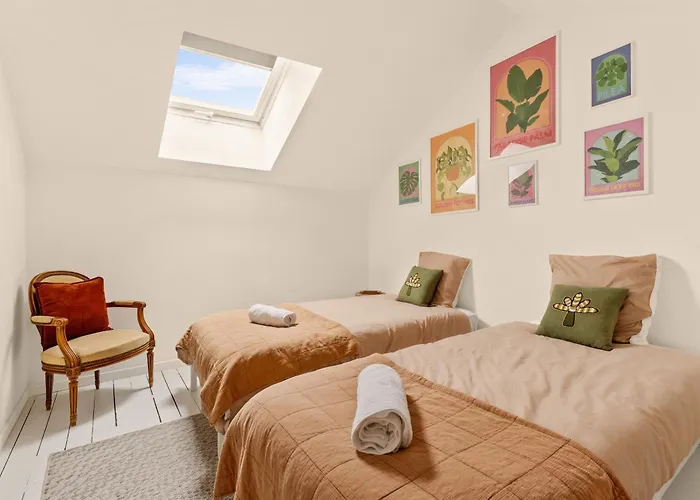 Champagne Escapade - Grand Duplex Hyper Centre Apartment